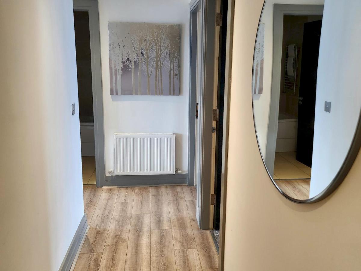 Pass The Keys Stunning Penthouse With Balcony Sunset Views Appartement Belfast Buitenkant foto