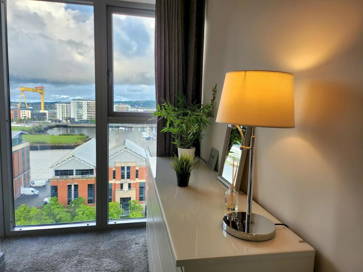 Pass The Keys Stunning Penthouse With Balcony Sunset Views Appartement Belfast Buitenkant foto