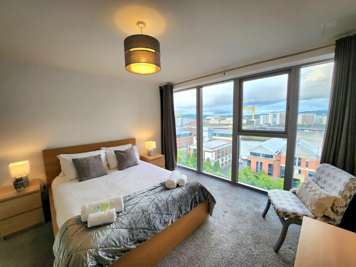Pass The Keys Stunning Penthouse With Balcony Sunset Views Appartement Belfast Buitenkant foto